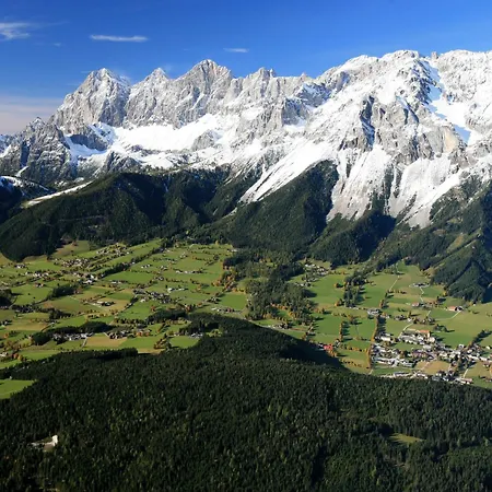 Alloggio per agriturismo Bio-bauernhof Simonbauer Ramsau am Dachstein